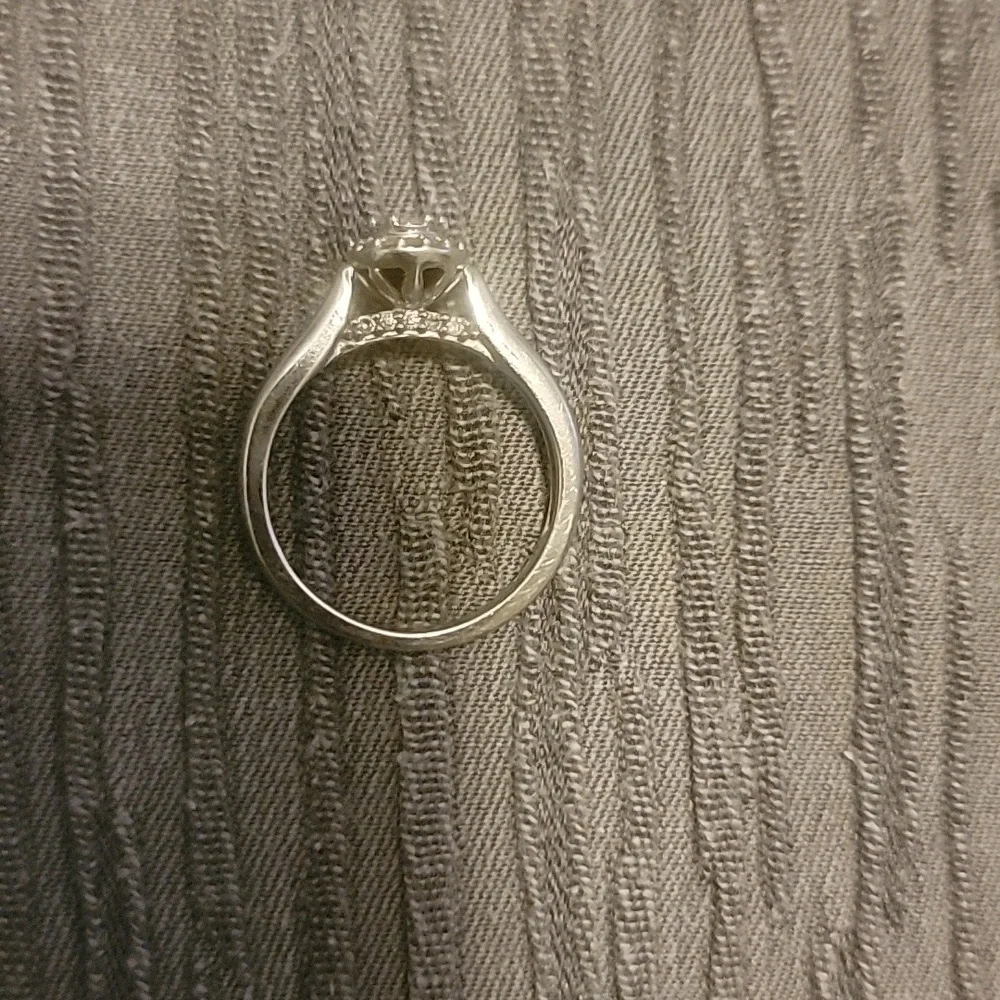 White gold ring - Picture 4 of 7